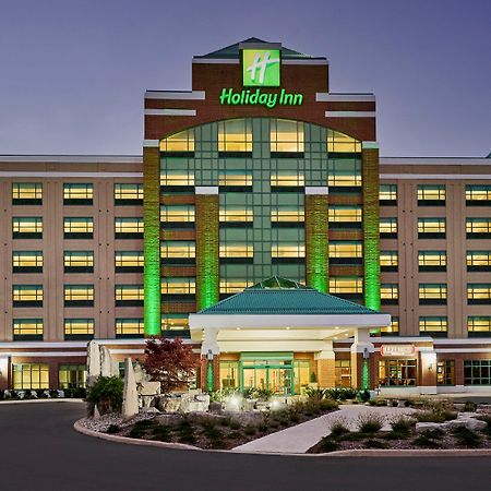 Holiday Inn & Suites Oakville At Bronte, An Ihg Hotel Экстерьер фото